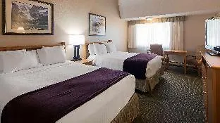 Western Center 3*